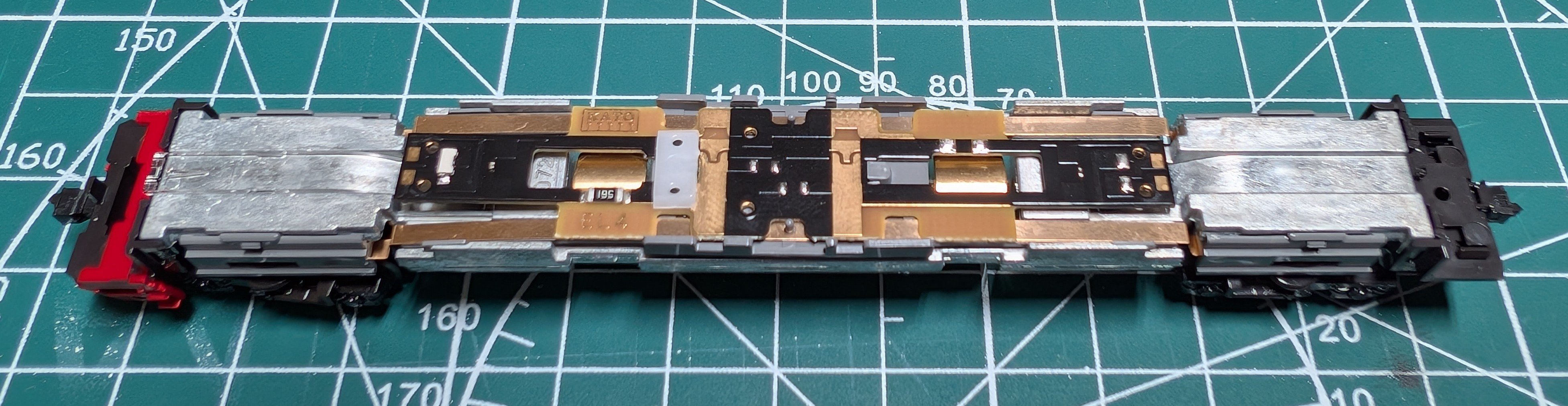 DCC and Kato 10-2047/2048 (813-2200) - DCC, Electrical